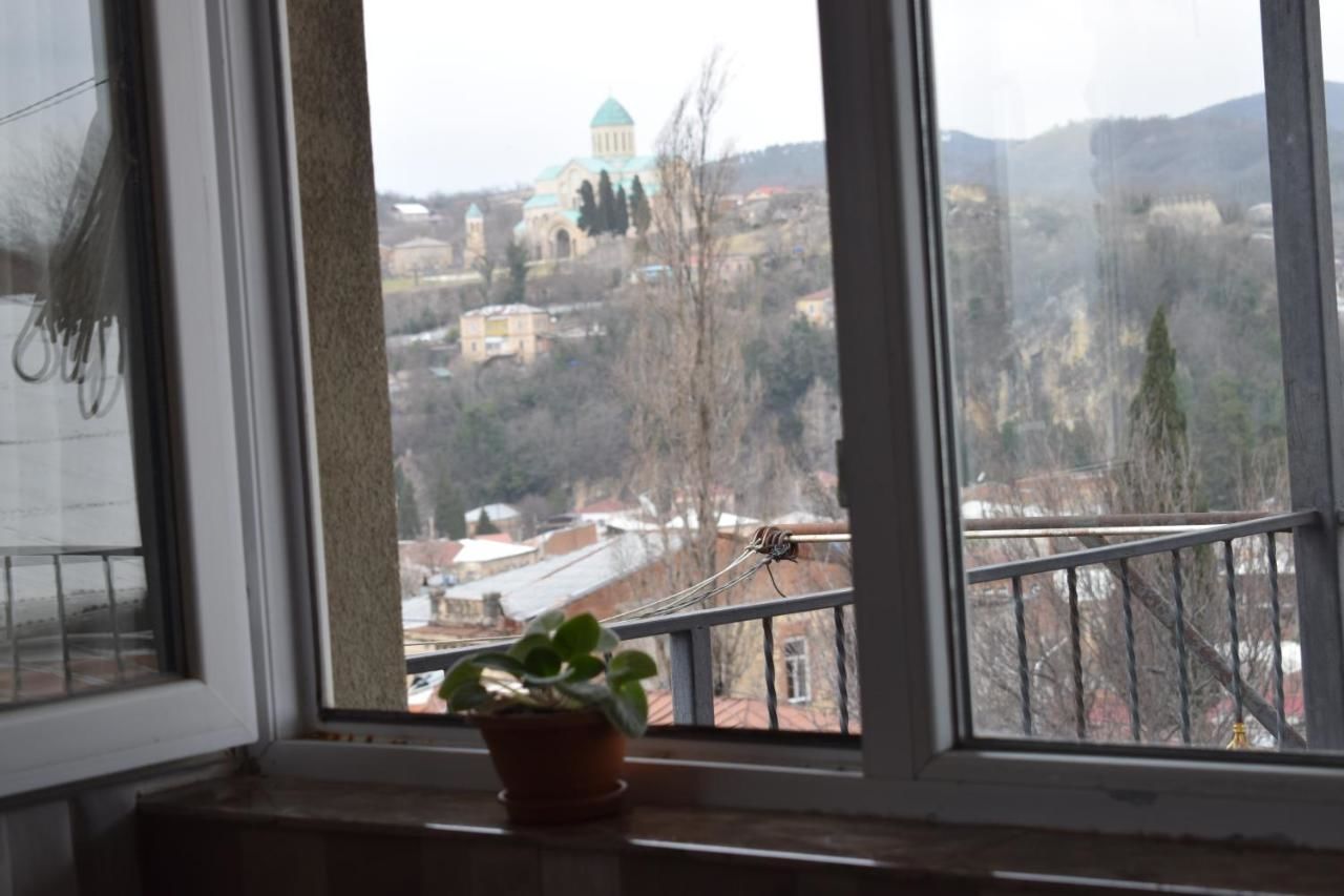 Гостевой дом Excellent house Кутаиси-35