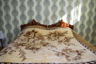 Гостевой дом Excellent house Кутаиси Двухместный номер Делюкс с 1 кроватью-1