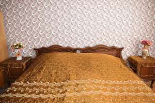 Гостевой дом Excellent house Кутаиси Двухместный номер с 2 отдельными кроватями и видом на город-6