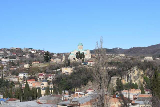 Гостевой дом Excellent house Кутаиси-11